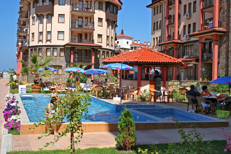 Pool2