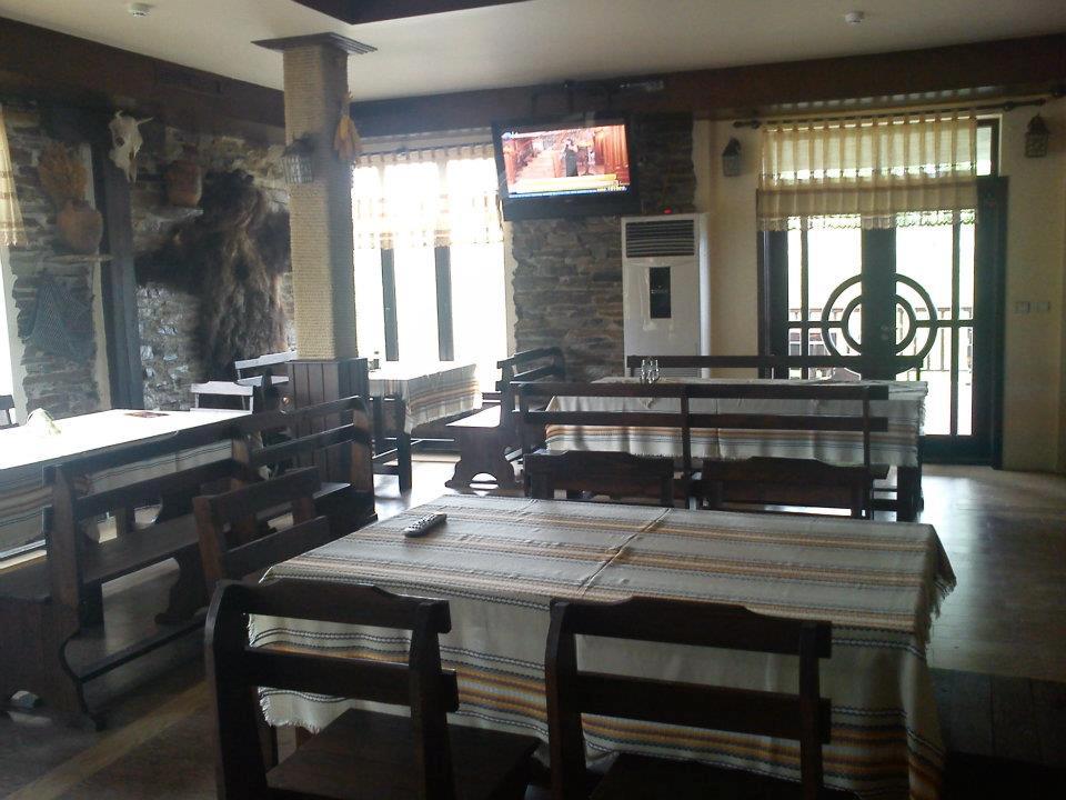 Restaurant2