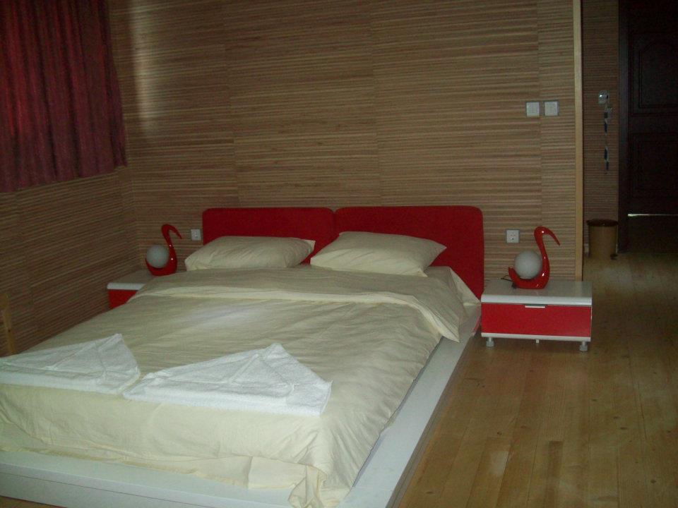 Rooms2