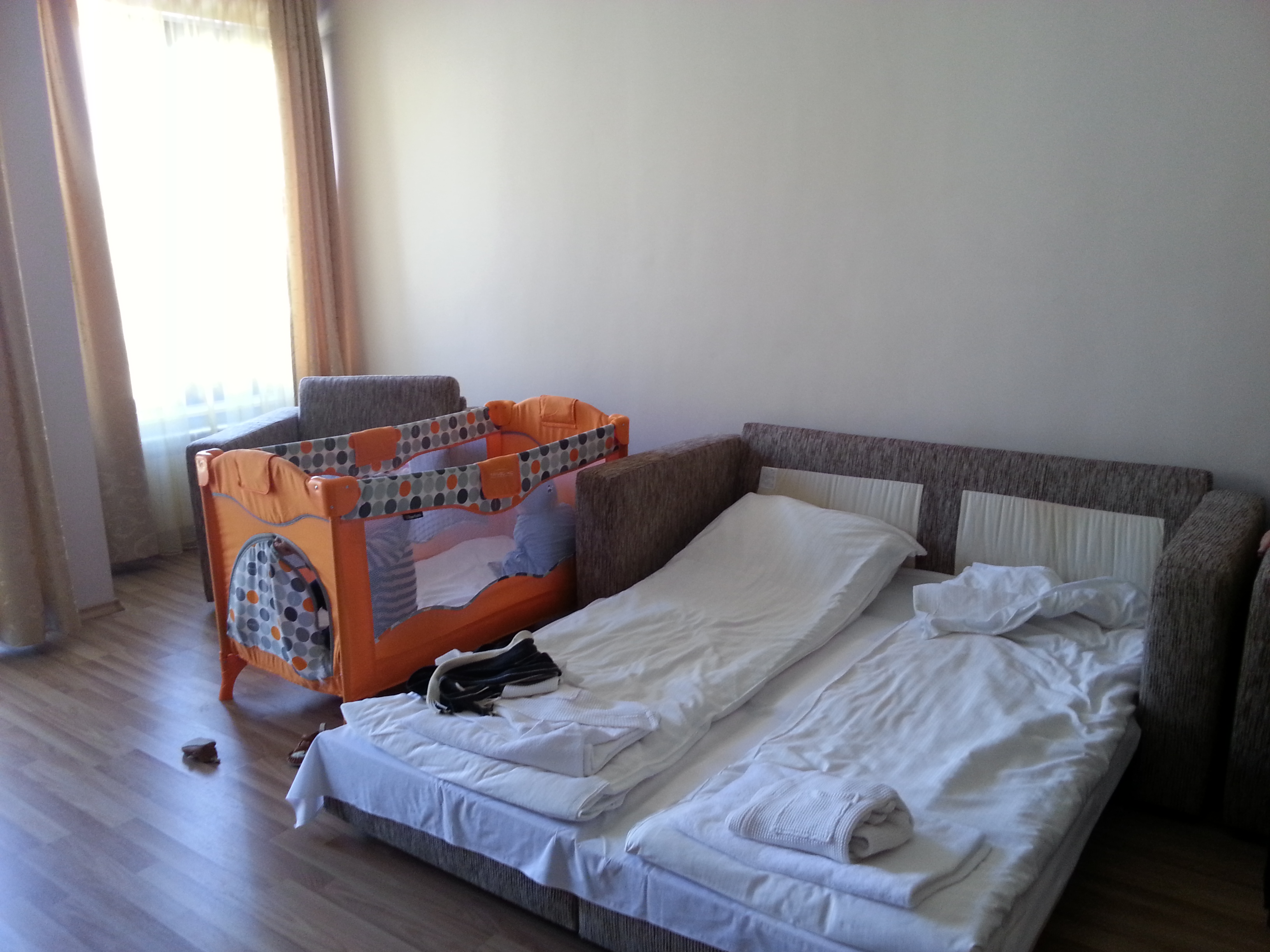 Rooms2
