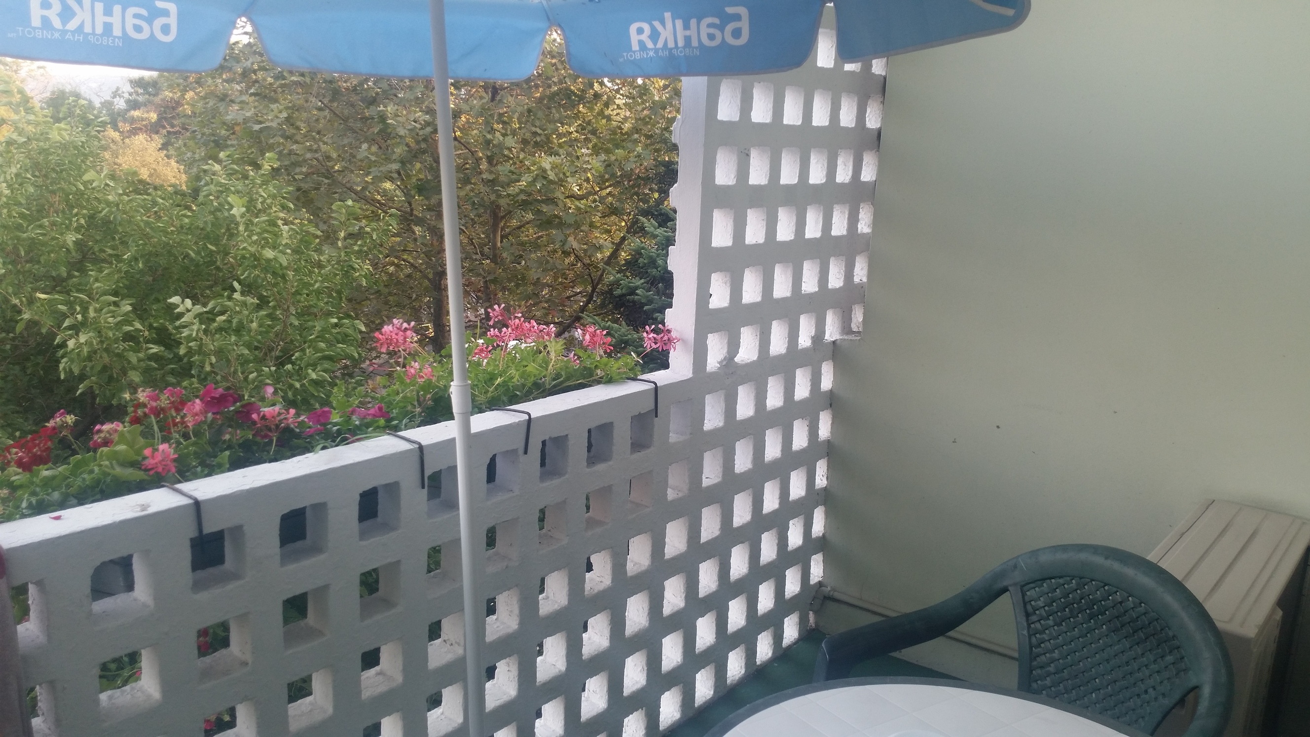 Cbalcony