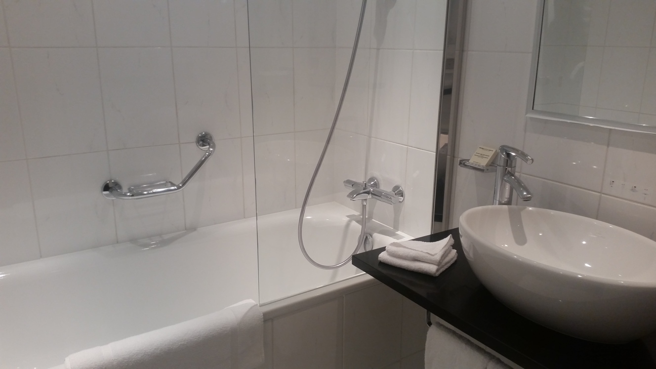 Cbathroom