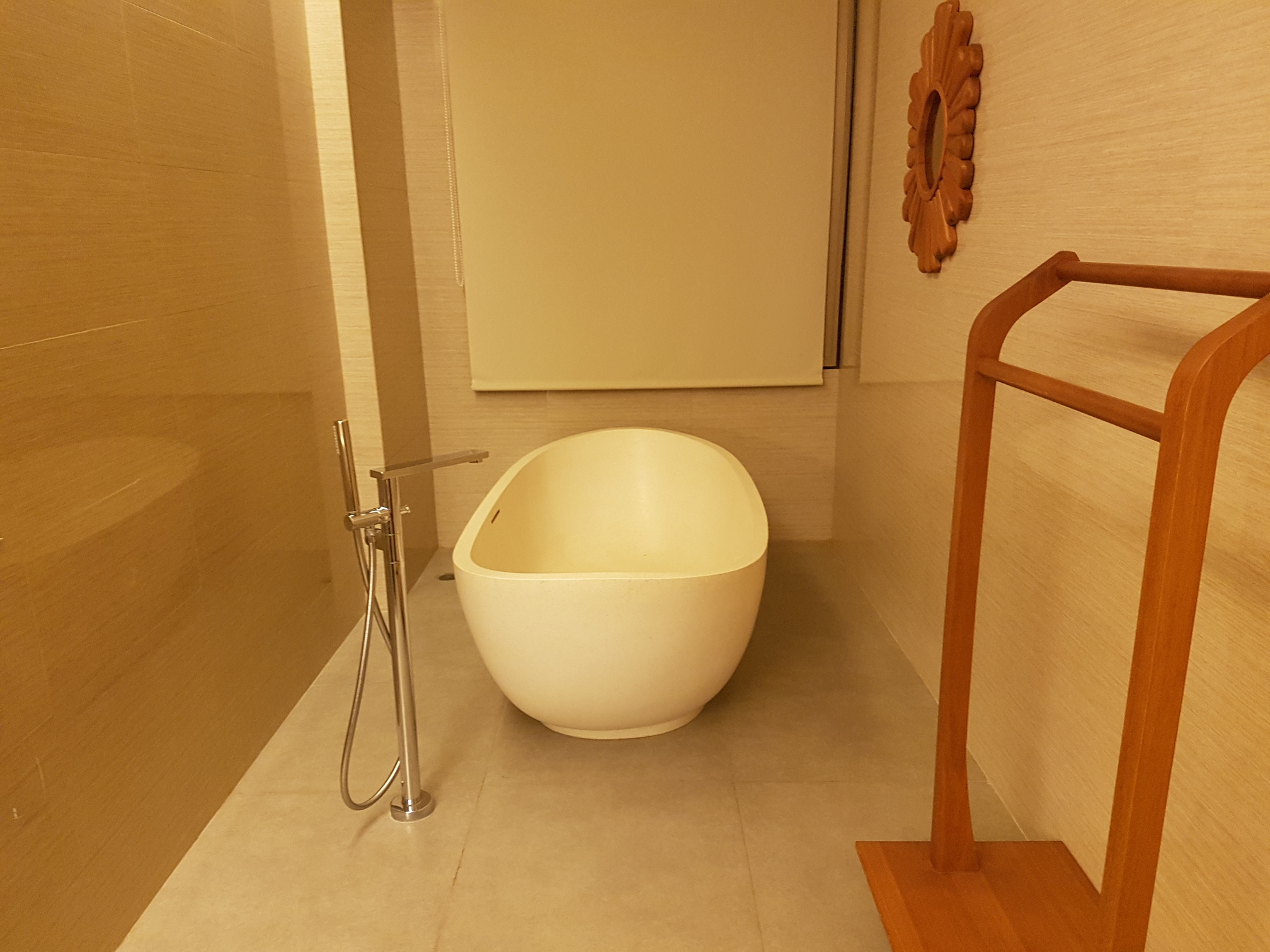 Bbathroom2