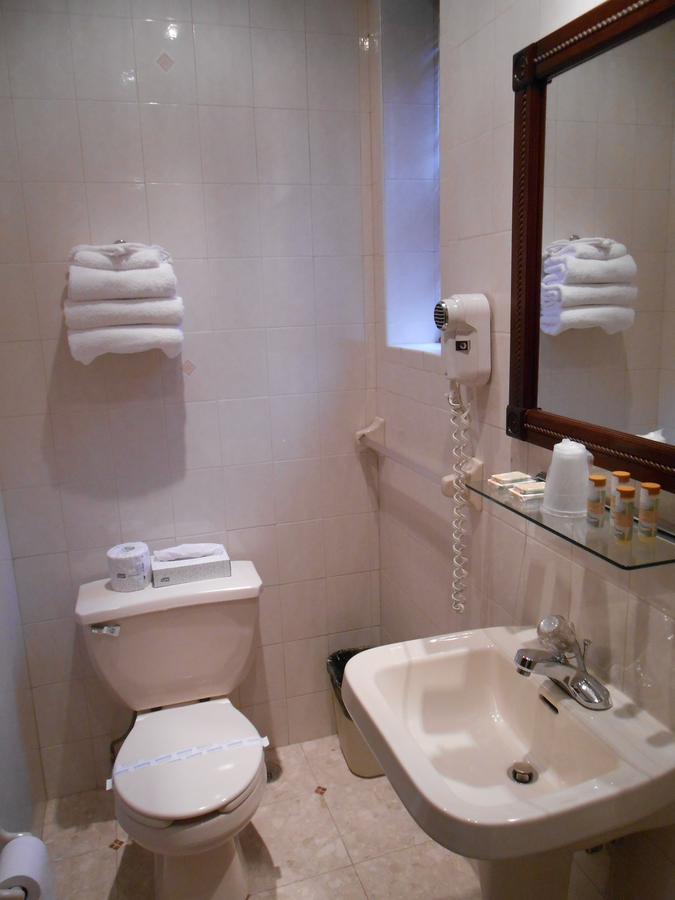 Cbathroom