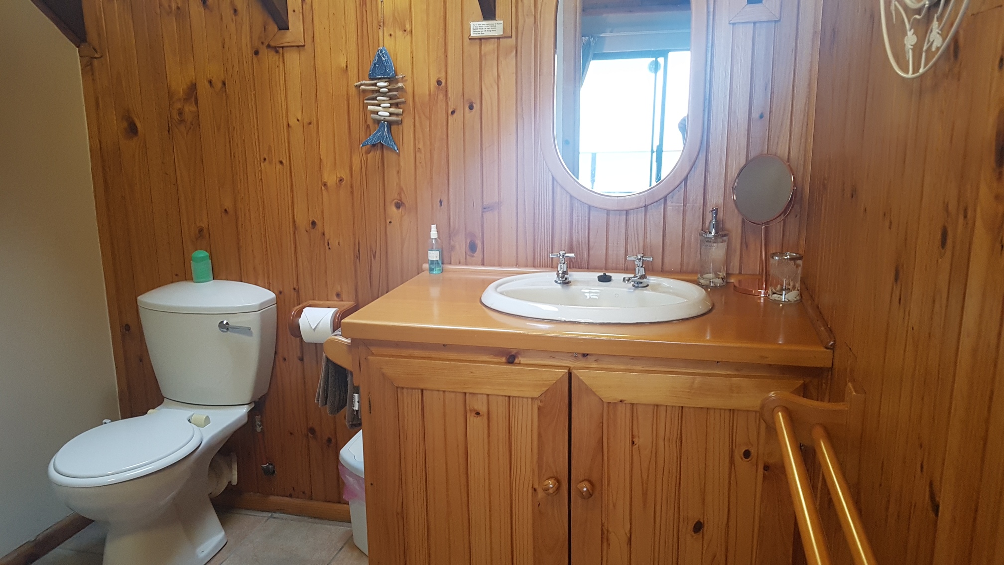 4bathroom